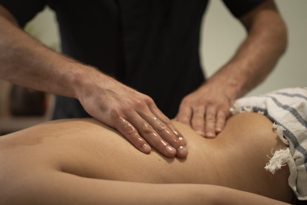 ¿Qué es el Quiromasaje? quiromasaje masaje relajante masajes granada